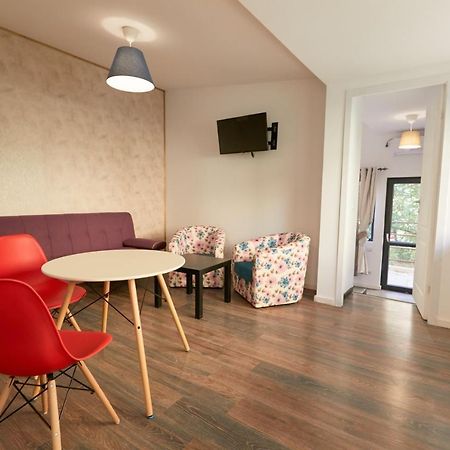 Stanford Aparthotel Bukarest Kültér fotó