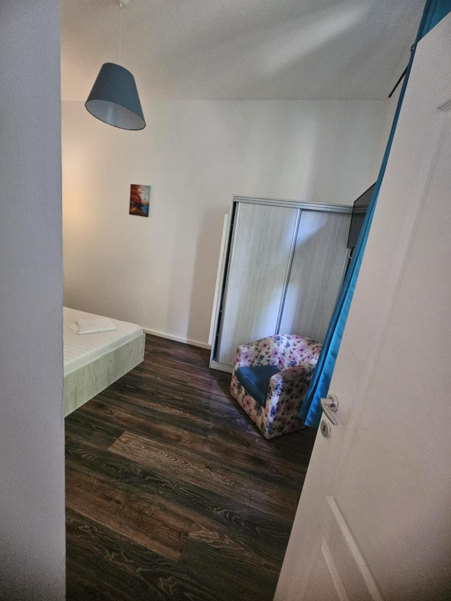 Stanford Aparthotel Bukarest Kültér fotó
