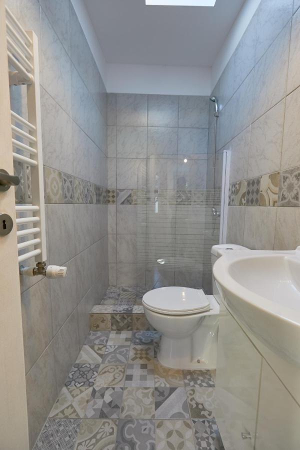 Stanford Aparthotel Bukarest Kültér fotó